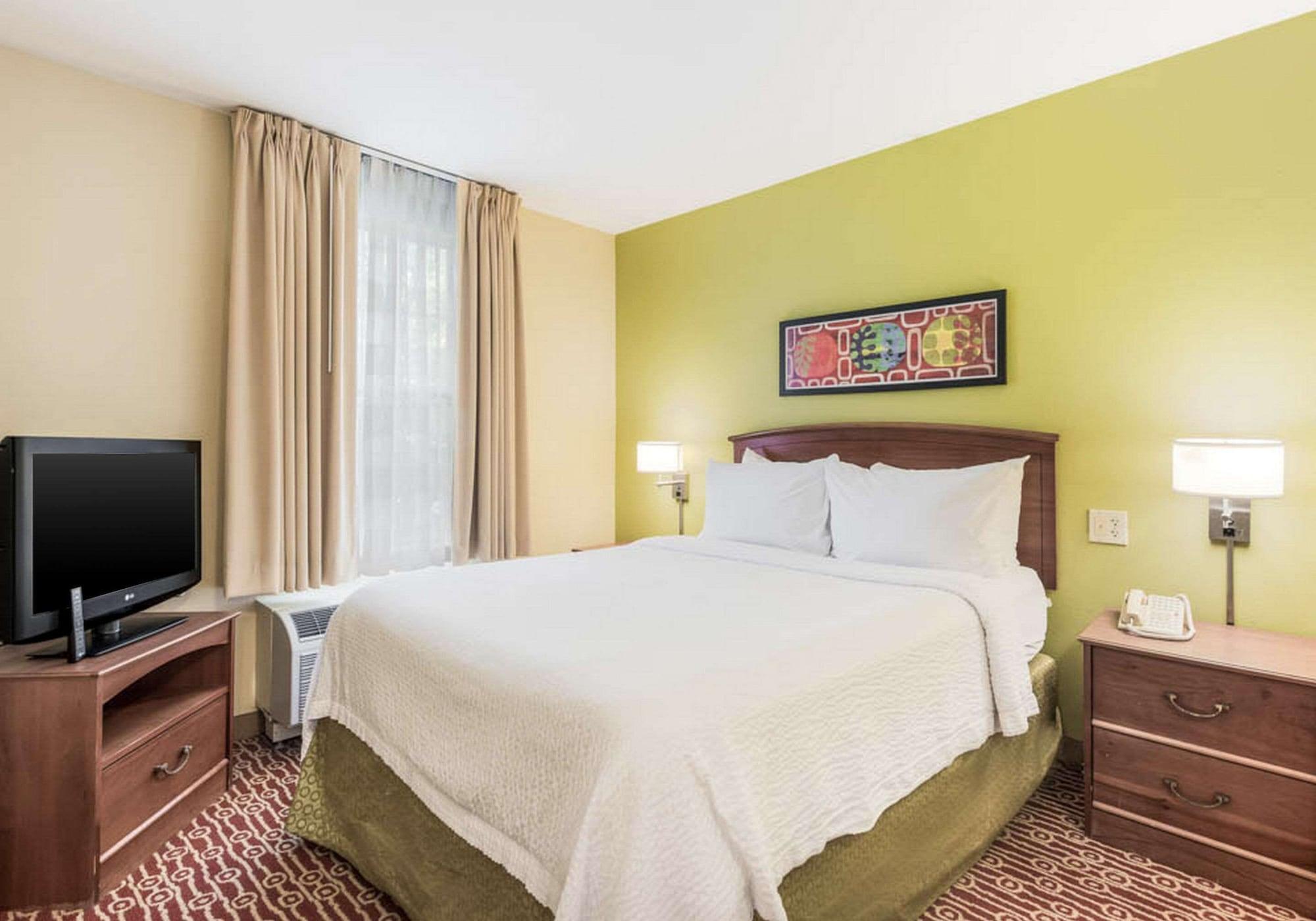 Birch Hills Suites - Blue Ash Kültér fotó