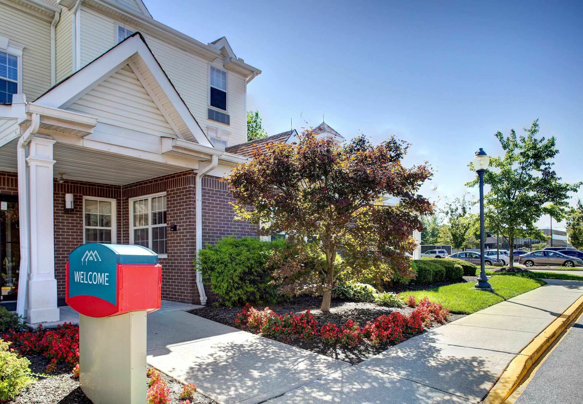 Birch Hills Suites - Blue Ash Kültér fotó